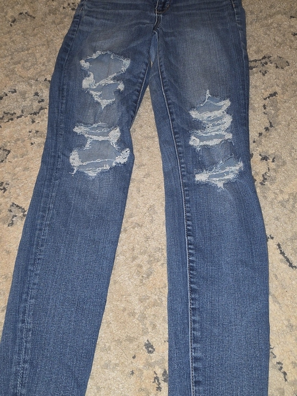 American Eagle Outfitters Distressed Skinny Jeans - Medium Blue